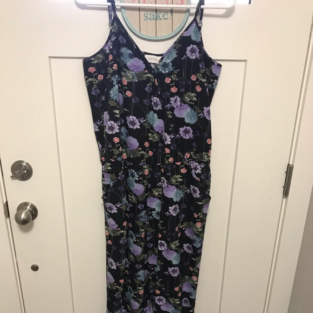 Kittenish romper never worn